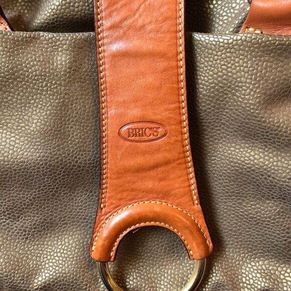 Brics Olive Green Micro Suede Shoulder Bag - Picture 4 of 12